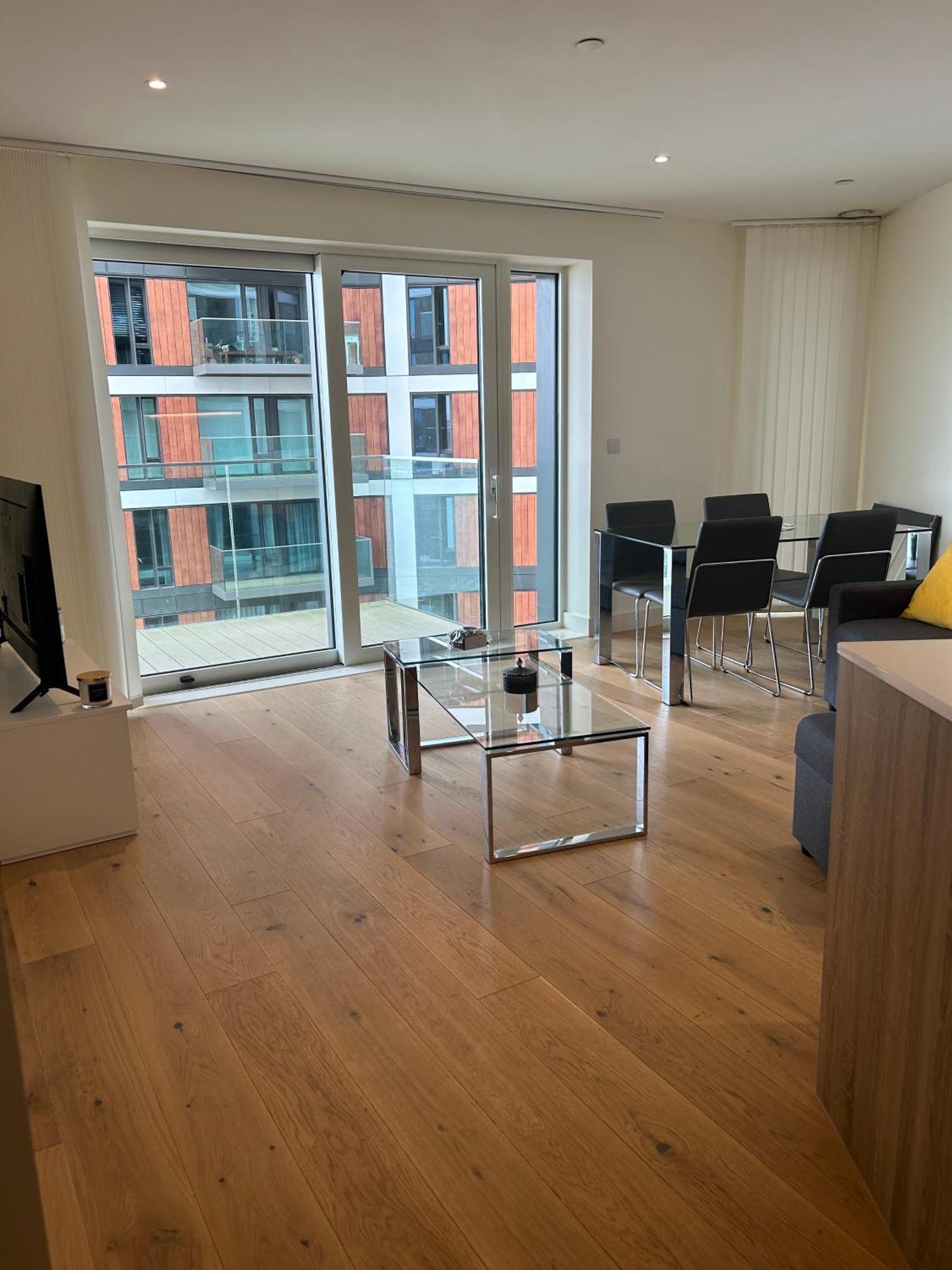 Luxury Riverside Apt With Easy Access To Central London, O2, Excel Centre And Parking Exteriör bild